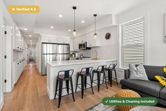 Furnished Private Bedroom with Private Bath in East Boston! in Boston, MA - Building Photo - Building Photo