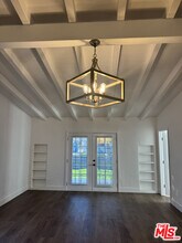 2715 W 43rd St in Los Angeles, CA - Building Photo - Building Photo