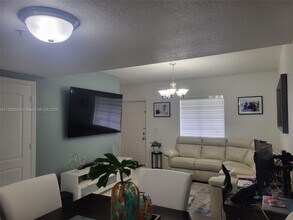 8360 NW 103rd St in Hialeah Gardens, FL - Building Photo - Building Photo