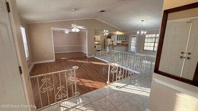 301 Nesbitt St in Palm Bay, FL - Building Photo - Building Photo