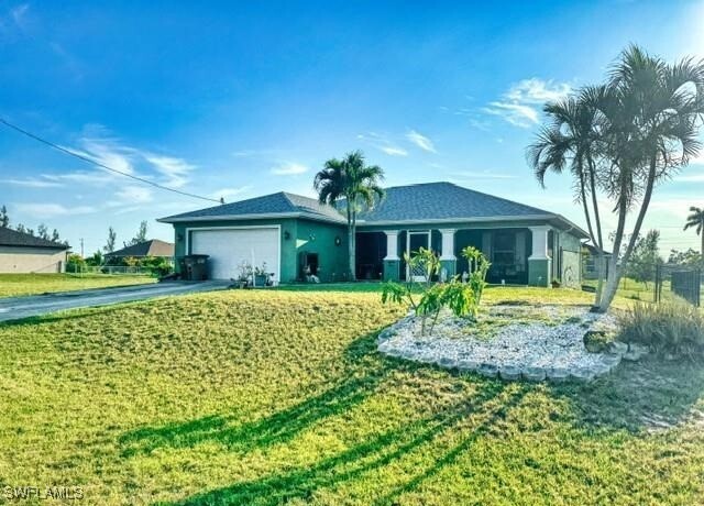 2152 NW 22nd Pl in Cape Coral, FL - Foto de edificio