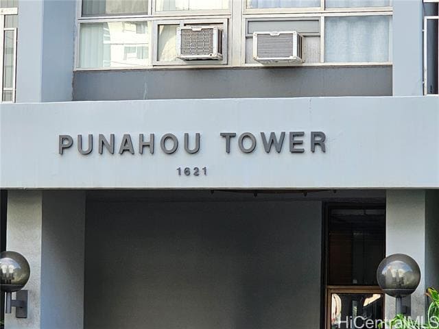 property at 1621 Dole St