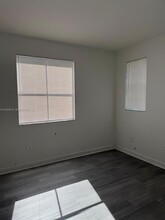 1656 SE 29th Ct in Homestead, FL - Building Photo - Building Photo