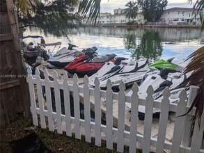 7741 Hawthorne Ave in Miami Beach, FL - Building Photo - Building Photo