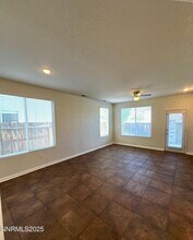 10407 Summershade Ln in Reno, NV - Building Photo - Building Photo