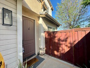 4008 Alicia Ct in Riverside, CA - Building Photo - Building Photo