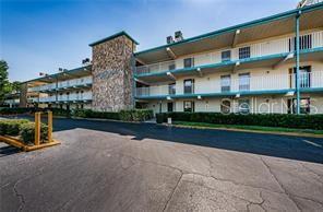 6100 12th St S in St. Petersburg, FL - Building Photo