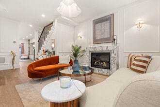 1761 W 16th Ave in Vancouver, BC - Building Photo - Building Photo