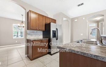 1515 Carpathian Dr in Jacksonville, FL - Building Photo - Building Photo