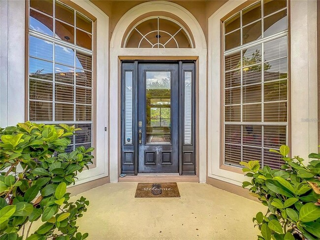 property at 709 Broadoak Loop
