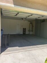 6518 Holyrod Park Ct in Las Vegas, NV - Building Photo - Building Photo