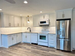 2311 Avenue O in Galveston, TX - Building Photo - Building Photo