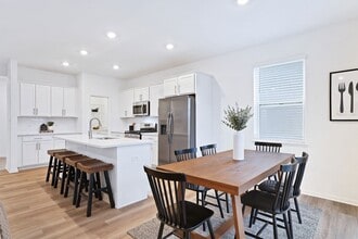 Canvas at Crown Point in Crown Point, IN - Building Photo - Building Photo