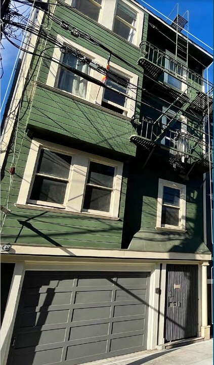 88 Elgin in San Francisco, CA - Building Photo