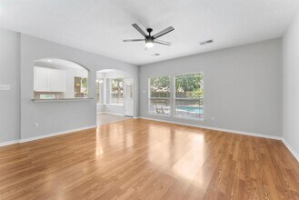 15 Capshaw Ct in Conroe, TX - Building Photo - Building Photo