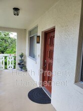 1012 Pearce Dr in Clearwater, FL - Building Photo - Building Photo