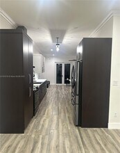 11845 SW 3rd St in Miami, FL - Foto de edificio - Building Photo
