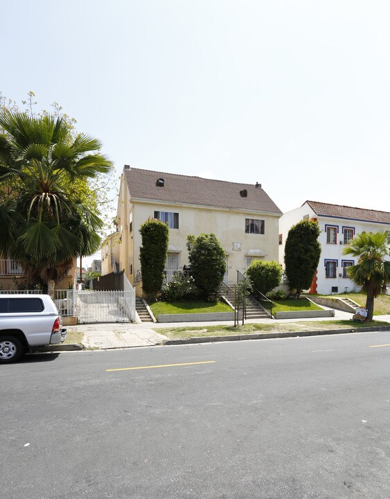 836 S Normandie Ave in Los Angeles, CA - Foto de edificio