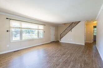 12202 Foxhill Ln in Bowie, MD - Building Photo - Building Photo