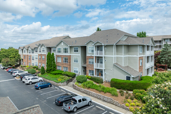 Hillmont Condominiums