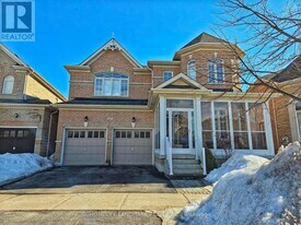 127 Rizal Ave in Markham, ON - Building Photo