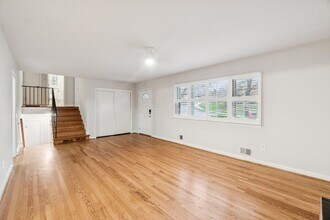 1624 41st St N in McLean, VA - Building Photo - Building Photo