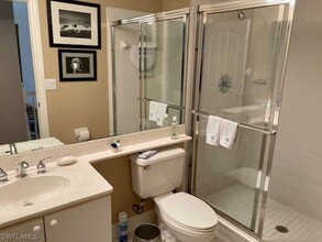25259 Galashields Cir in Bonita Springs, FL - Foto de edificio - Building Photo