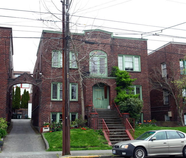 726 E 10th Ave in Seattle, WA - Foto de edificio - Building Photo