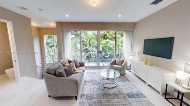 614 NE 12th Ave in Fort Lauderdale, FL - Building Photo - Building Photo