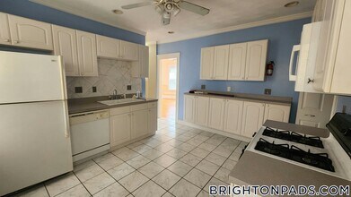 18 Bigelow St in Boston, MA - Building Photo - Building Photo