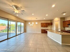 2575 S Quaintance St in Gilbert, AZ - Building Photo - Building Photo