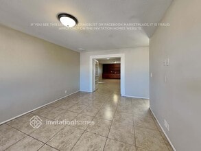 1013 W Frito Ave in Mesa, AZ - Foto de edificio - Building Photo