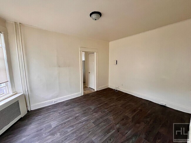 31 Cedar St in Yonkers, NY - Building Photo - Building Photo