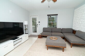 1328 NE 1st Ave. in Fort Lauderdale, FL - Building Photo - Building Photo