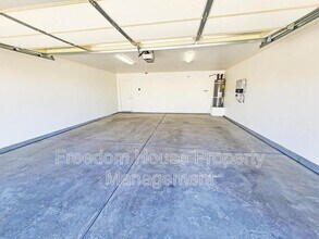 1221 Bourbon St in Pahrump, NV - Building Photo - Building Photo