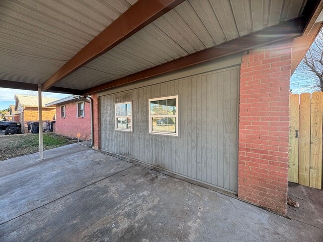 108 SE 56th St in Oklahoma City, OK - Building Photo - Building Photo