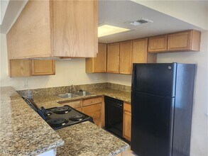 3437 E Cheyenne Ave in North Las Vegas, NV - Building Photo - Building Photo
