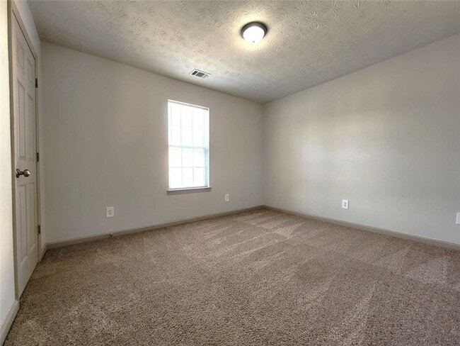 424 Village Bluff Dr in Lawrenceville, GA - Building Photo - Building Photo