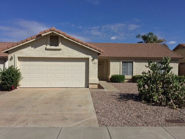 property at 1302 E Princeton Ave