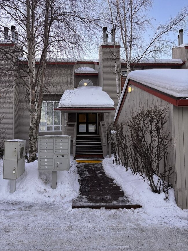 9625 Independence Dr