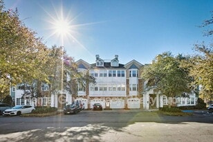 8550 Touchton Rd in Jacksonville, FL - Building Photo