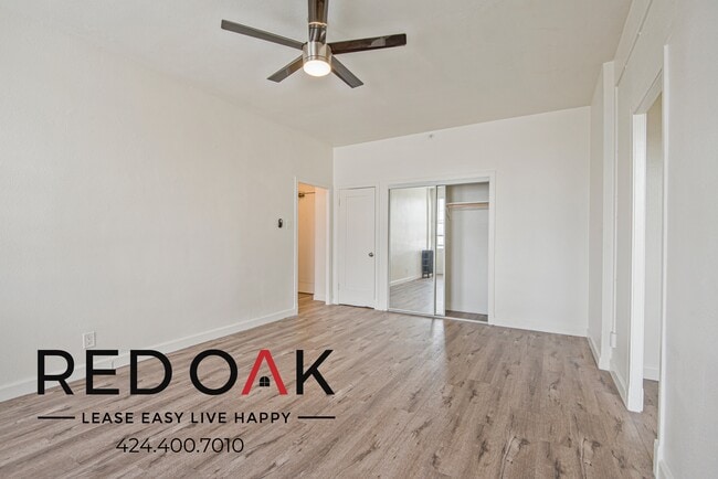 property at 2505 W 6th St