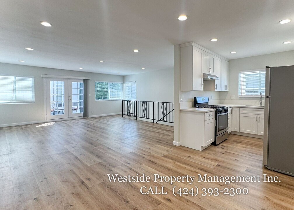 149-151 Rexford Dr in Beverly Hills, CA - Building Photo