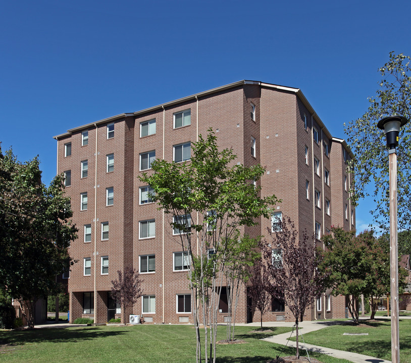 Lakeside Apartments in Columbia, SC - Building Photo