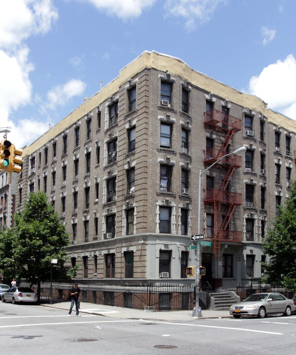 86 Wadsworth Ave in New York, NY - Building Photo