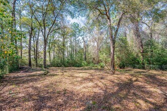 969 Dixie St in Crestview, FL - Building Photo - Building Photo
