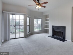 3906 Penderview Dr in Fairfax, VA - Building Photo - Building Photo