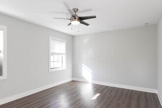 733 Judson Ave in Highland Park, IL - Building Photo - Building Photo