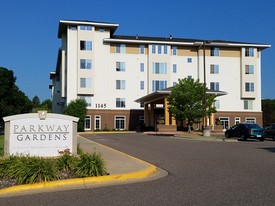 Parkway Gardens Senior Living 55 & Better Apartamentos