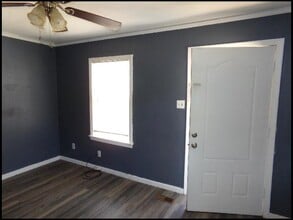 2115 W 16th St in North Little Rock, AR - Building Photo - Building Photo